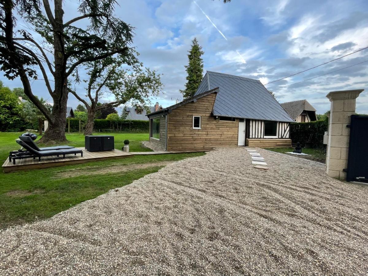 Les Gites De Claire Saint-Gatien-des-Bois Exterior photo